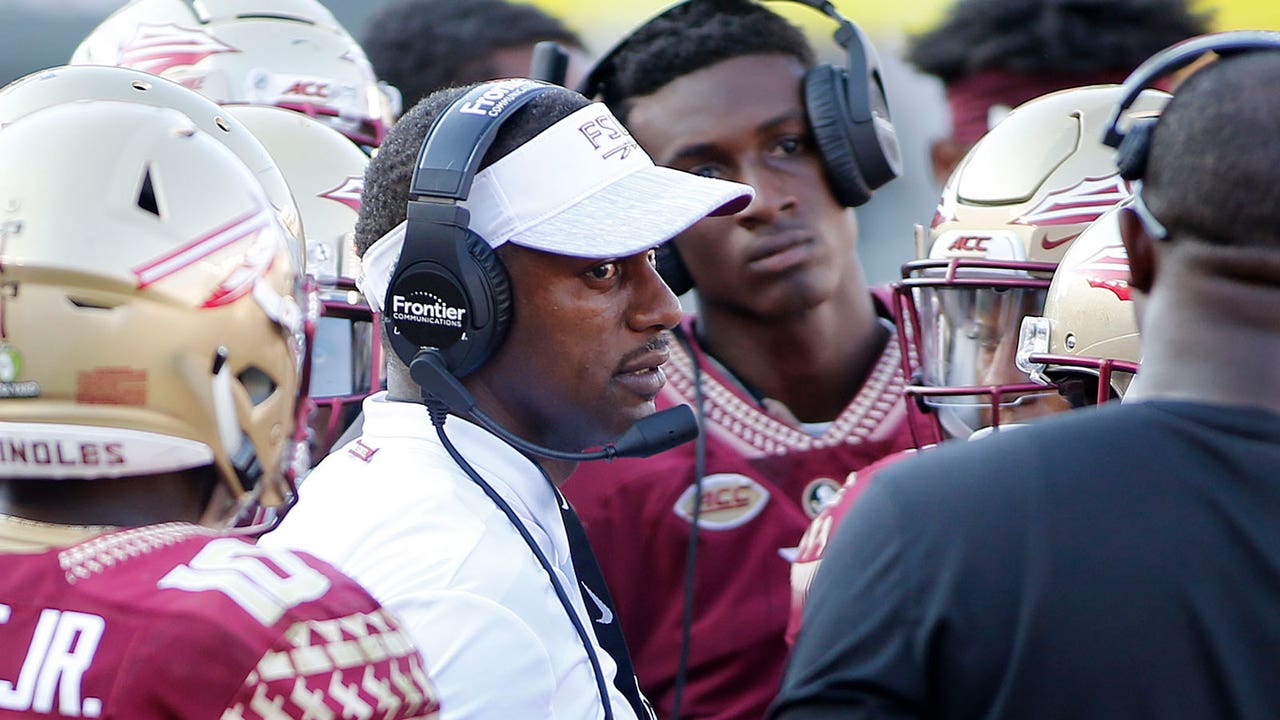 FSU coach Willie Taggart hands play-calling duties to offensive coordinator